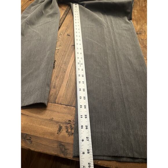 Travis Mathew Pants Performance Stretch Gray Flat Front Golf Slacks Size 34 - Picture 16 of 16